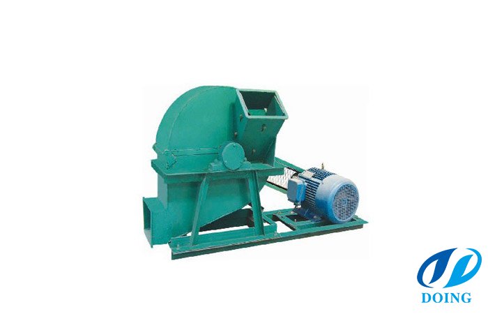 Wood waste shredder