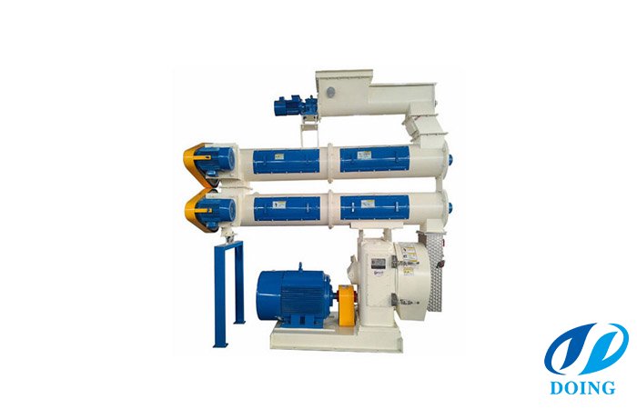 Poultry feed pellet mill